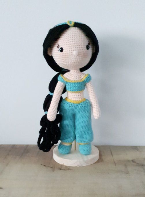 Princesse + socle bois