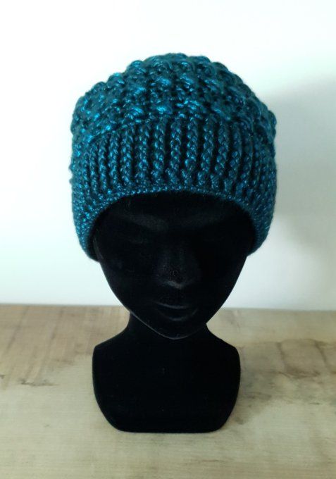 Bonnet tombant brillant