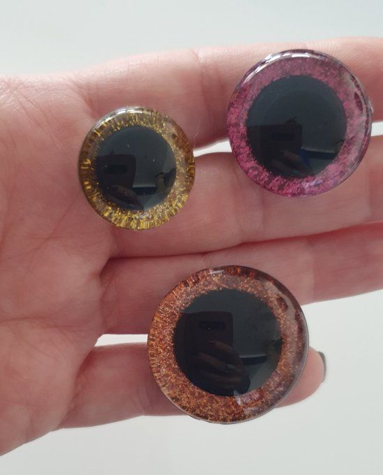 Yeux de sécurité pailletés